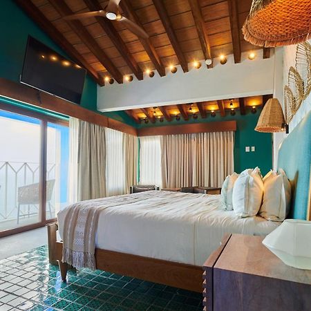 Hotel Luxury Patio Azul (Adults Only) Пуерто Валярта Екстериор снимка Suite at the Hotel Habitas