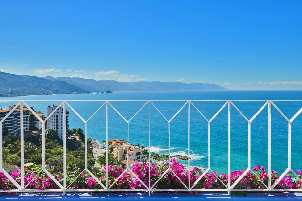 Hotel Luxury Patio Azul (Adults Only) Пуерто Валярта Екстериор снимка View of Acapulco Bay