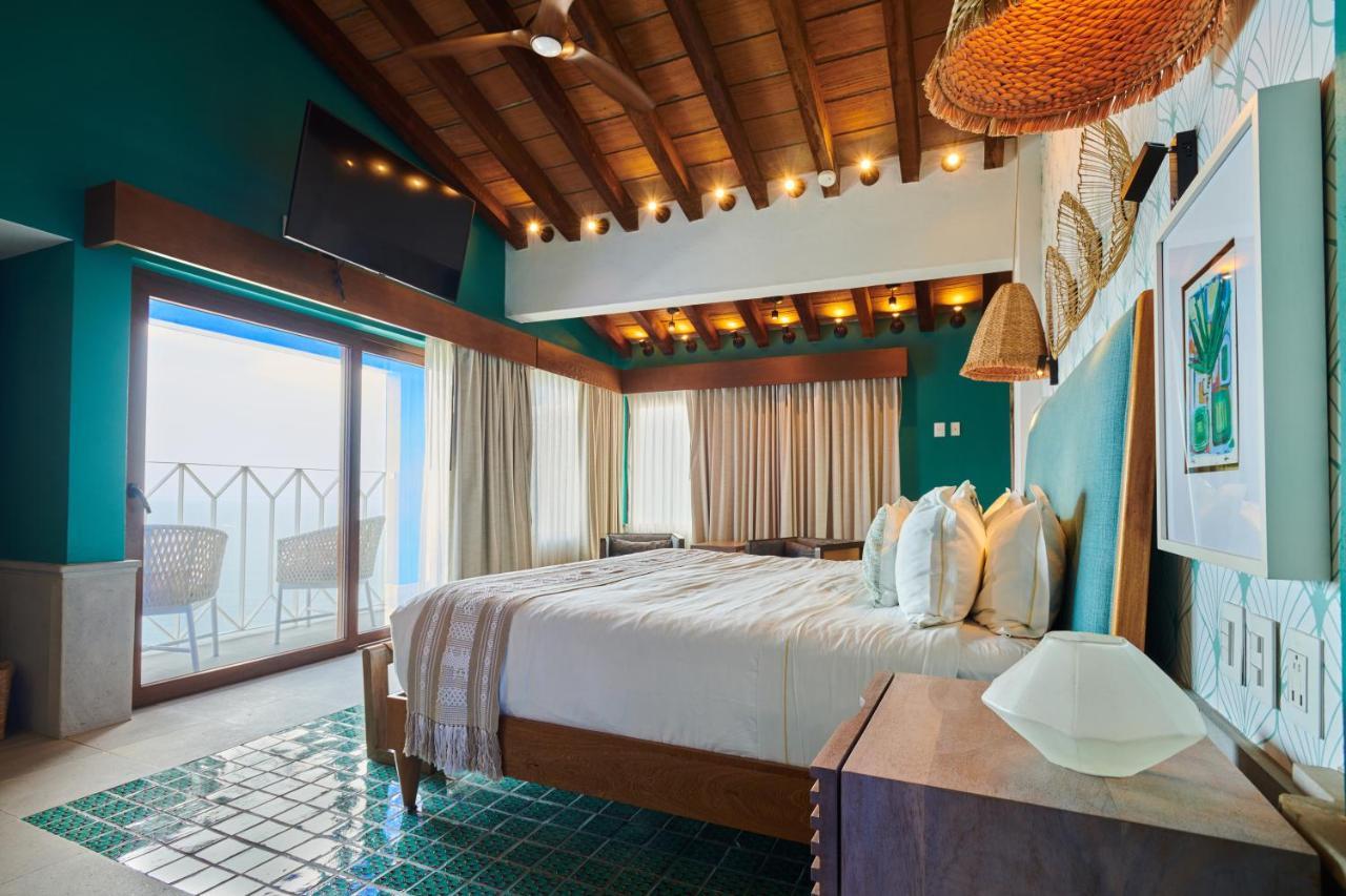 Hotel Luxury Patio Azul (Adults Only) Пуерто Валярта Екстериор снимка Suite at the Hotel Habitas