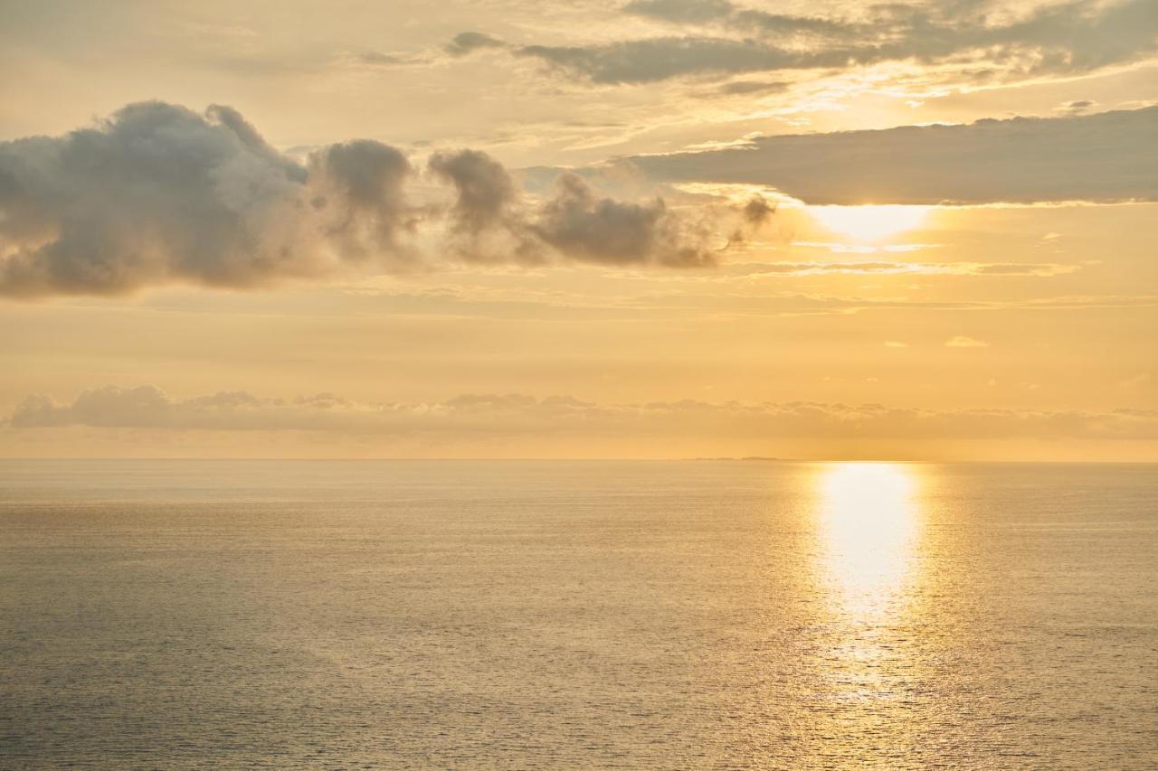 Hotel Luxury Patio Azul (Adults Only) Пуерто Валярта Екстериор снимка Sunset over the Atlantic Ocean